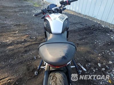 Zdjęcie 6 z 9 samochodu: 2025 TRIUMPH MOTORCYCLE TRIDENT 660 VIN:SMTL10UL5STBX7843 - miniatura