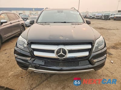 Piąte zdjęcie samochodu w środku: 2015 MERCEDES-BENZ GL 450 4MATIC VIN:4JGDF6EE1FA505034 - miniatura