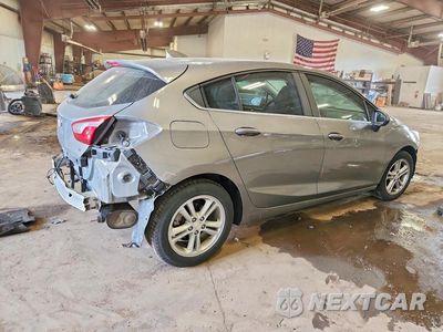 Trzecie zdjęcie samochodu z tyłu: 2017 CHEVROLET CRUZE LT VIN:3G1BE6SM7HS549415 - miniatura