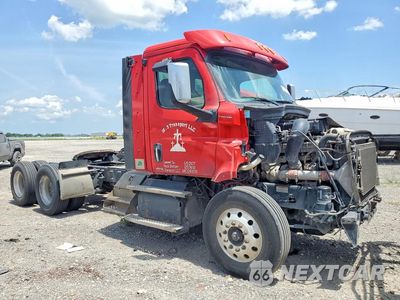 Czwarte zdjęcie samochodu z boku: 2020 FREIGHTLINER CASCADIA 116 SEMI TRUCK VIN:3AKJHTDV9LSLR2240 - miniatura
