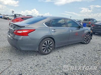Trzecie zdjęcie samochodu z tyłu: 2016 NISSAN ALTIMA 2.5 SV VIN:1N4AL3AP8GC192694 - miniatura