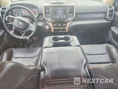 Zdjęcie 8 z 12 samochodu: 2019 RAM 1500 LARAMIE VIN:1C6SRFDT2KN806408 - miniatura