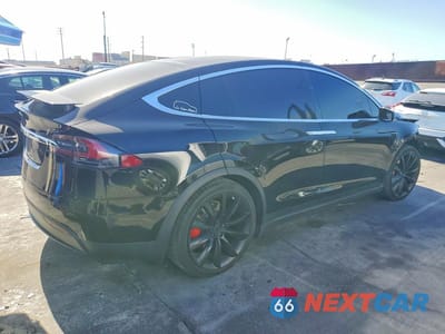 Trzecie zdjęcie samochodu z tyłu: 2021 TESLA MODEL X VIN:5YJXCDE43MF311342 - miniatura