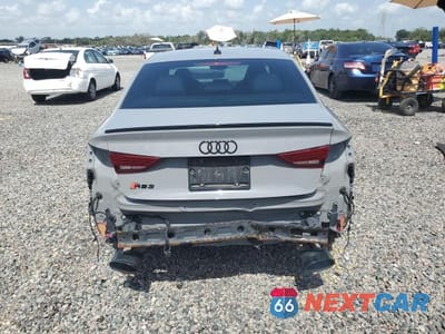 Zdjęcie 6 z 12 samochodu: 2019 AUDI RS3 VIN:WUABWGFF8KA905498 - miniatura