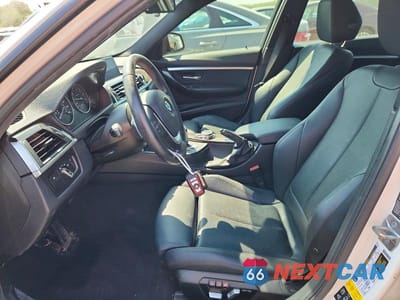 Zdjęcie 7 z 12 samochodu: 2016 BMW 328 XI SULEV VIN:WBA8E3G57GNU05662 - miniatura