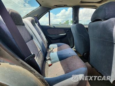 Zdjęcie 10 z 12 samochodu: 1999 NISSAN SENTRA SE VIN:3N1BB41D8XL001361 - miniatura
