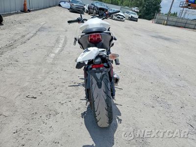 Czwarte zdjęcie samochodu z boku: 2024 TRIUMPH MOTORCYCLE STREET TRIPLE 765 R VIN:SMTA604S5RTBK2609 - miniatura