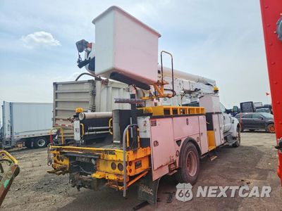 Trzecie zdjęcie samochodu z tyłu: 2012 FORD F750 SUPER DUTY BUCKET TRUCK VIN:3FRXX7FK4CV338706 - miniatura