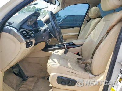 Zdjęcie 7 z 13 samochodu: 2015 BMW X5 XDRIVE35I VIN:5UXKR0C59F0K66324 - miniatura