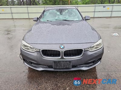 Piąte zdjęcie samochodu w środku: 2018 BMW 320 XI VIN:WBA8A3C51JA488473 - miniatura