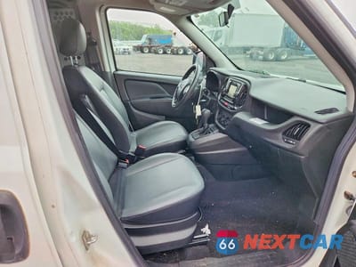 Zdjęcie 11 z 13 samochodu: 2019 RAM PROMASTER CITY SLT VIN:ZFBHRFBB0K6M00945 - miniatura