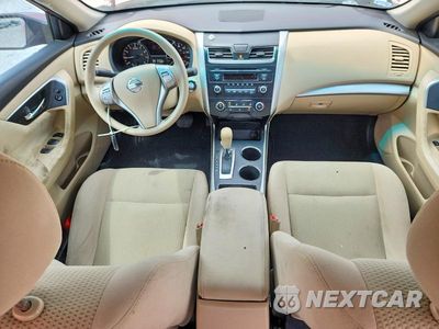 Zdjęcie 8 z 12 samochodu: 2015 NISSAN ALTIMA 2.5 S VIN:1N4AL3AP3FC138878 - miniatura