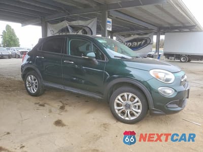 Czwarte zdjęcie samochodu z boku: 2016 FIAT 500X EASY VIN:ZFBCFXBTXGP367021 - miniatura