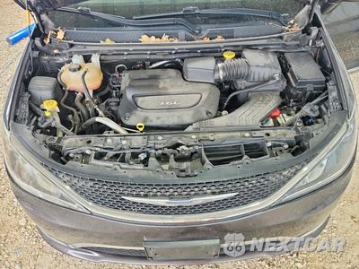 Zdjęcie 12 z 14 samochodu: 2017 CHRYSLER PACIFICA TOURING L VIN:2C4RC1BG2HR785136 - miniatura