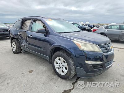 Czwarte zdjęcie samochodu z boku: 2015 CHEVROLET TRAVERSE LS VIN:1GNKRFED0FJ388709 - miniatura