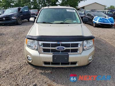Piąte zdjęcie samochodu w środku: 2011 FORD ESCAPE XLT VIN:1FMCU9DG0BKA41275 - miniatura