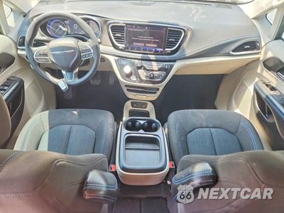 Zdjęcie 8 z 13 samochodu: 2021 CHRYSLER PACIFICA TOURING VIN:2C4RC1FG4MR587565 - miniatura
