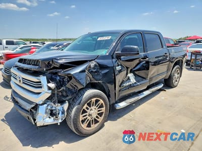 2016 TOYOTA TUNDRA CREWMAX SR5 5TFEW5F1XGX198556 - główne zdjęcie licytacji z USA - miniatura