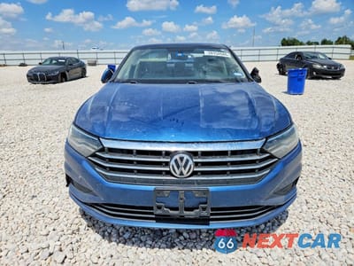Piąte zdjęcie samochodu w środku: 2020 VOLKSWAGEN JETTA VIN:3VWCB7BU9LM045923 - miniatura