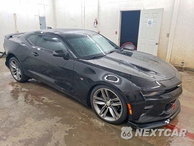 Czwarte zdjęcie samochodu z boku: 2017 CHEVROLET CAMARO SS VIN:1G1FH1R71H0162605 - miniatura