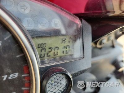 Zdjęcie 7 z 9 samochodu: 2006 YAMAHA YZFR6 L VIN:JYARJ12E06A002249 - miniatura