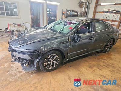 2026 HYUNDAI SONATA HYBRID BLUE KMHL24JJ3TA155402 - główne zdjęcie licytacji z USA - miniatura
