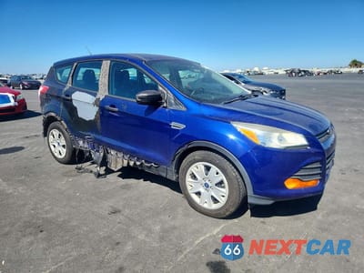 Czwarte zdjęcie samochodu z boku: 2014 FORD ESCAPE S VIN:1FMCU0F74EUB64899 - miniatura