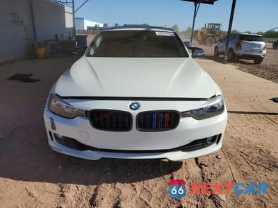 Piąte zdjęcie samochodu w środku: 2013 BMW 328 I SULEV VIN:WBA3C1G52DNR46568 - miniatura