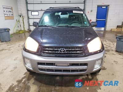 Piąte zdjęcie samochodu w środku: 2002 TOYOTA RAV4 BASE VIN:JTEGH20V120047552 - miniatura