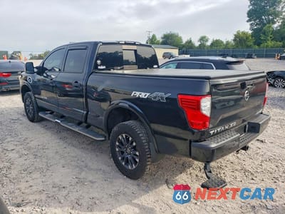 Drugie zdjęcie samochodu z przodu: 2018 NISSAN TITAN XD VIN:1N6BA1F49JN519085 - miniatura