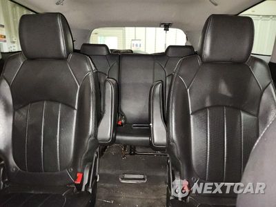 Zdjęcie 10 z 13 samochodu: 2015 BUICK ENCLAVE VIN:5GAKVCKD5FJ242881 - miniatura