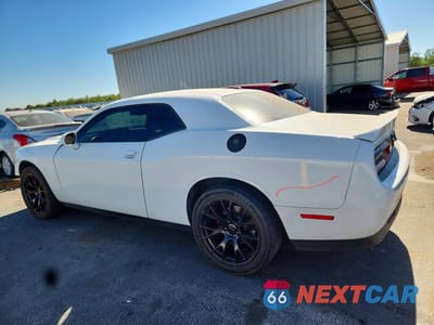 Drugie zdjęcie samochodu z przodu: 2019 DODGE CHALLENGER SXT VIN:2C3CDZAG3KH701586 - miniatura