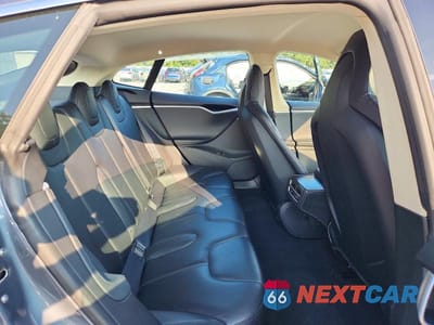 Zdjęcie 10 z 12 samochodu: 2013 TESLA MODEL S VIN:5YJSA1CP0DFP23682 - miniatura