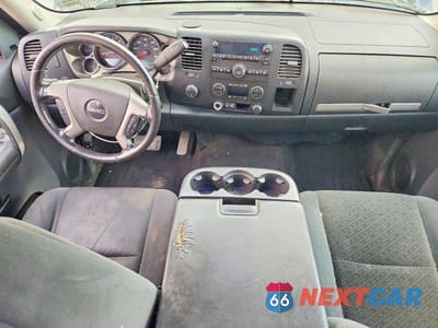 Zdjęcie 8 z 12 samochodu: 2008 GMC SIERRA K1500 VIN:1GTEK19JX8Z287694 - miniatura