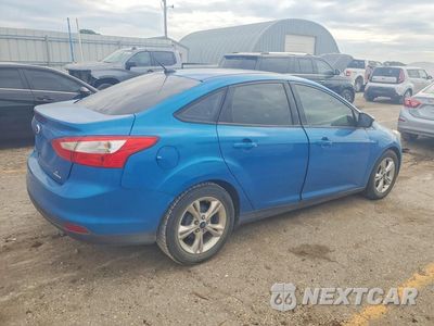 Trzecie zdjęcie samochodu z tyłu: 2014 FORD FOCUS SE VIN:1FADP3F25EL208605 - miniatura