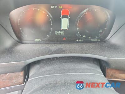 Zdjęcie 9 z 14 samochodu: 2016 VOLVO XC90 T6 VIN:YV4A22PK2G1090268 - miniatura