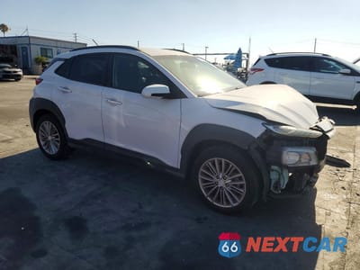 Czwarte zdjęcie samochodu z boku: 2018 HYUNDAI KONA SEL VIN:KM8K22AA3JU111654 - miniatura