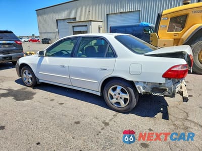Drugie zdjęcie samochodu z przodu: 1998 HONDA ACCORD EX VIN:1HGCG5652WA130486 - miniatura