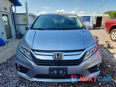 Piąte zdjęcie samochodu w środku: 2019 HONDA ODYSSEY EXL VIN:5FNRL6H78KB116764 - miniatura