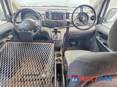 Zdjęcie 8 z 12 samochodu: 2016 NISSAN NV200 DELIVERY VAN VIN:3N6CM0KN7GK699248 - miniatura