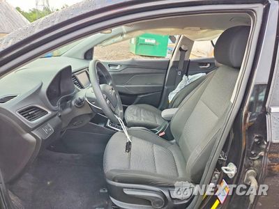 Zdjęcie 7 z 12 samochodu: 2020 HYUNDAI ACCENT SEL VIN:3KPC24A61LE107409 - miniatura