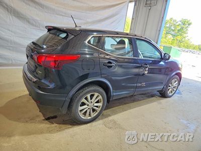 Trzecie zdjęcie samochodu z tyłu: 2018 NISSAN ROGUE SPORT S VIN:JN1BJ1CR1JW254212 - miniatura