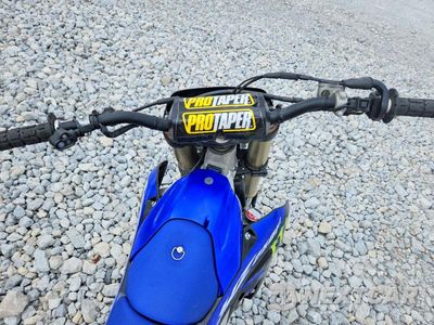 Zdjęcie 7 z 8 samochodu: 2025 YAMAHA YZ250 F VIN:JYACG51C9SA011778 - miniatura