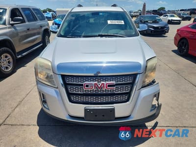 Piąte zdjęcie samochodu w środku: 2010 GMC TERRAIN SLT VIN:2CTALHEWXA6241763 - miniatura