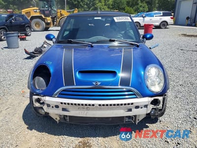 Piąte zdjęcie samochodu w środku: 2005 MINI COOPER S VIN:WMWRH33415TF80638 - miniatura