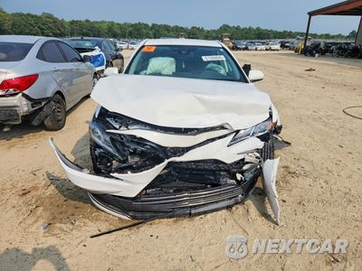 Piąte zdjęcie samochodu w środku: 2022 TOYOTA CAMRY LE VIN:4T1C31AK8NU587408 - miniatura