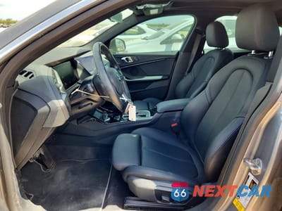 Zdjęcie 7 z 12 samochodu: 2023 BMW 228I VIN:WBA53AK04P7N00743 - miniatura