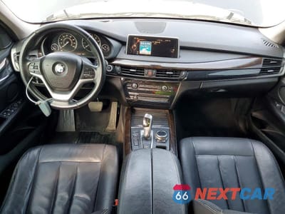 Zdjęcie 8 z 13 samochodu: 2015 BMW X5 XDRIVE35I VIN:5UXKR0C59F0K60376 - miniatura