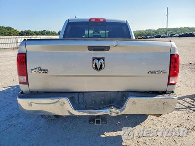 Zdjęcie 6 z 12 samochodu: 2018 RAM 1500 SLT VIN:1C6RR7LGXJS108928 - miniatura