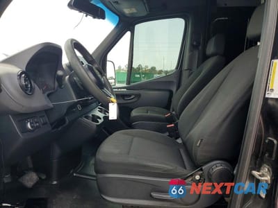 Zdjęcie 7 z 12 samochodu: 2019 MERCEDES-BENZ SPRINTER 2500/3500 DELIVERY VAN VIN:WD4PF1CD1KP148918 - miniatura